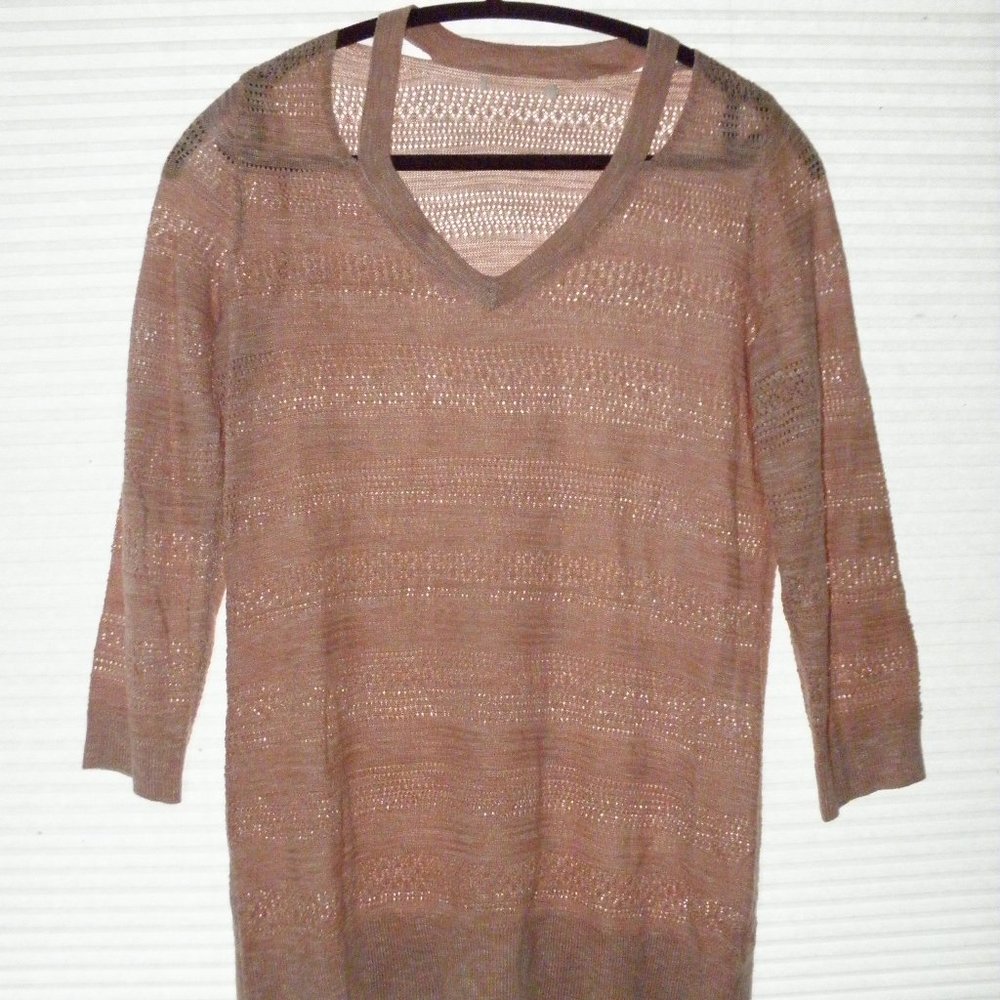 🎈3 for $10. Pink knit top from Maurices M